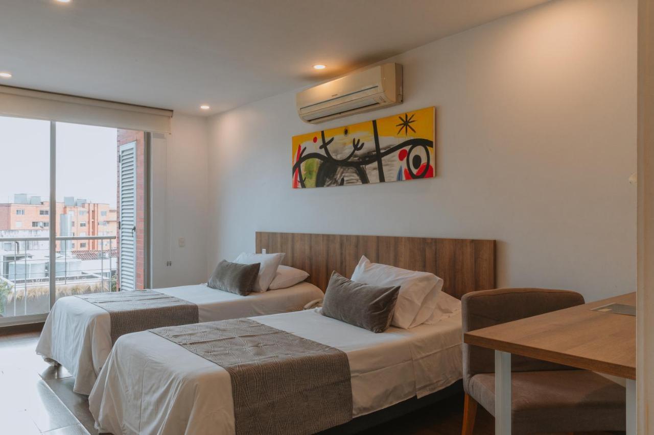 Travelers Orange Suites Medellín Zewnętrze zdjęcie